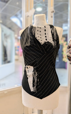 Elevator pinstripe high cowl -neck ( In stock )
